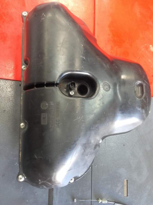 Boite a filtre a air Yamaha 1000 FZ1 — photo 1/3