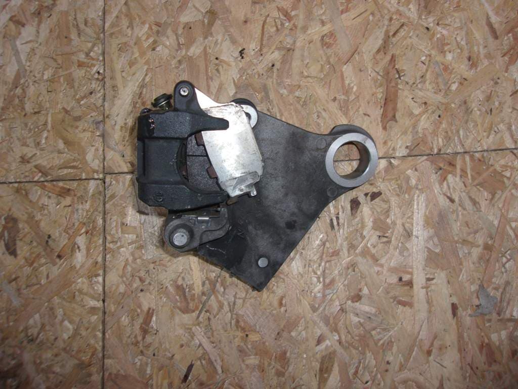 etrier de frein arrière Yamaha FZ1 — photo 2/4