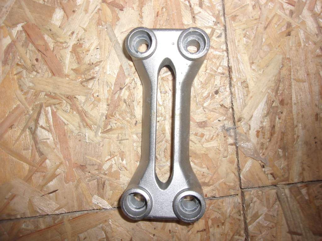pontet de guidon Yamaha FZ1 — photo 1/2