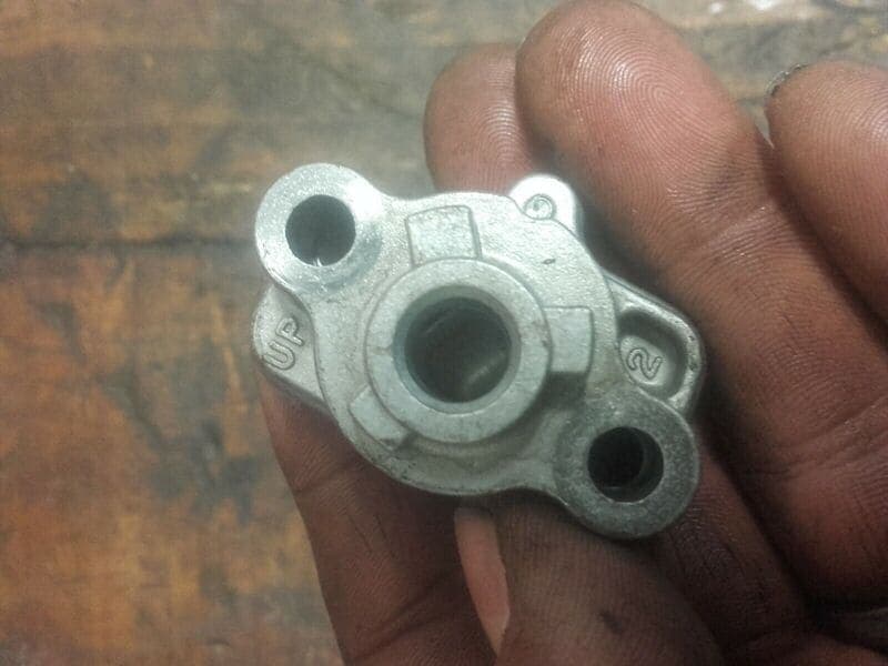 Pompe a huile Honda 125 VT Shadow jc29 — photo 2/2