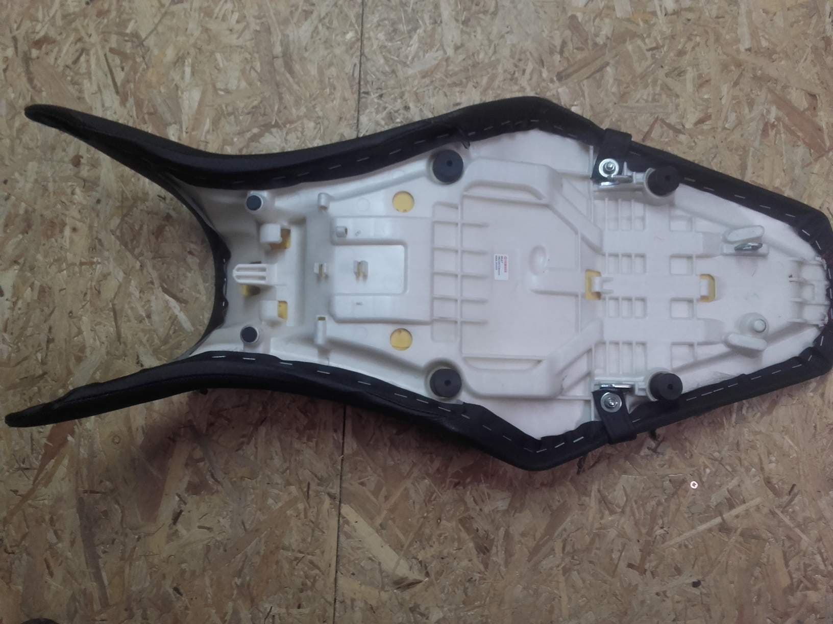 selle yamaha mt09 — photo 2/3