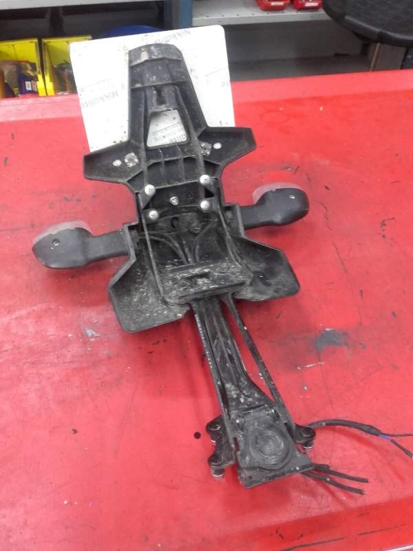 support de plaque arrière complet éclairage clignotants Yamaha MT09 MT 09 MT-09 — photo 3/3