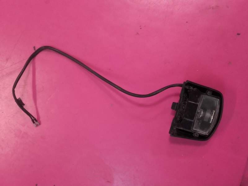 eclairage de plaque Yamaha YZF 600 R6 RJ15 08-15 — photo 1/1