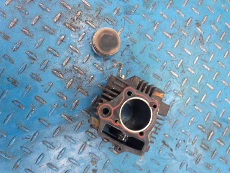 haut moteur cylindre piston YCF Dirt 110