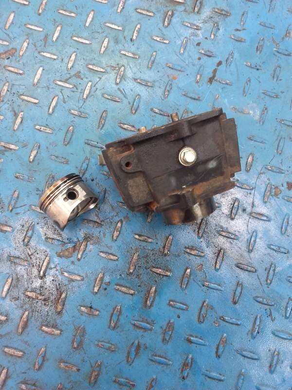 haut moteur cylindre piston YCF Dirt 110 — photo 2/5