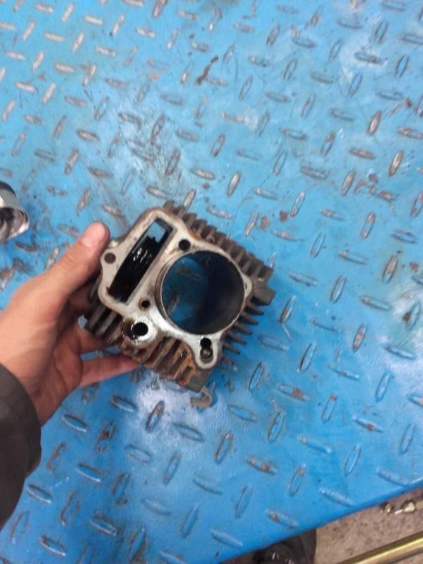 haut moteur cylindre piston YCF Dirt 110 — photo 3/5