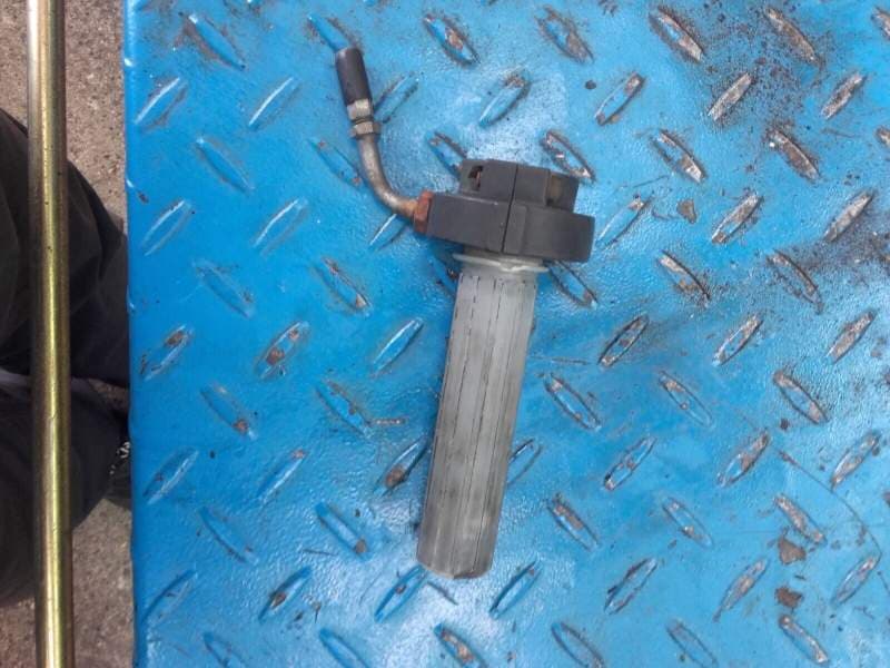 tube de gaz poignée d’accélérateur YCF Dirt 110 — photo 1/1