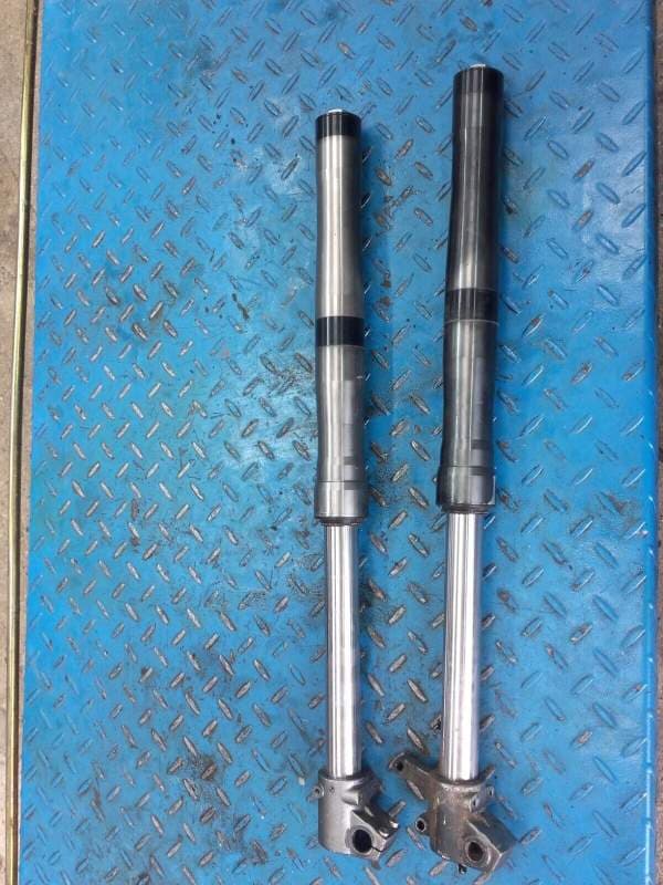 tubes batons de fourche inversée suspension avant YCF Dirt 110 — photo 1/4