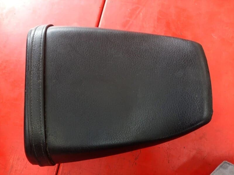 selle passager Yamaha 750 yzf r — photo 1/4