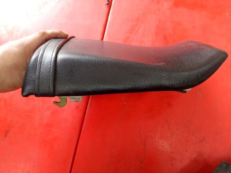 selle passager Yamaha 750 yzf r — photo 2/4