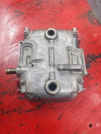 Cache culbuteurs couvre culasse arrière Honda 125 XLV Varadero JC32 — photo 1/2