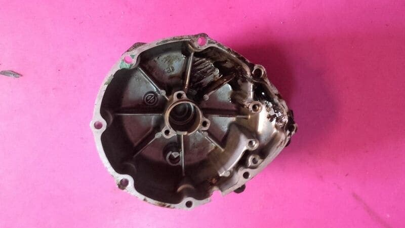 Carter couvercle d’allumage Honda 125 XLV Varadero JC32 — photo 3/4