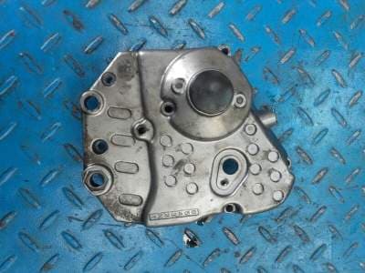 carter pignon sortie de boite Suzuki 600 Bandit N GSF 01-04 — photo 1/2