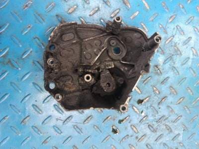 carter pignon sortie de boite Suzuki 600 Bandit N GSF 01-04 — photo 2/2