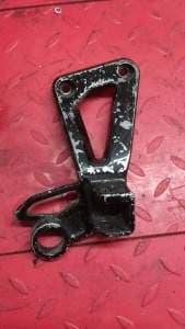 Platine de cale pied arriere droit Suzuki 600 Bandit GSF — photo 1/2