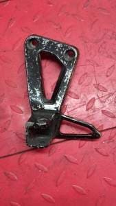 Platine de cale pied arriere gauche Suzuki 600 Bandit GSF — photo 1/2
