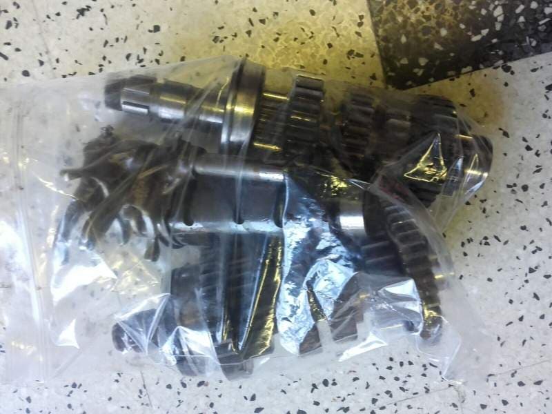boite de vitesses Yamaha 600 XJ Diversion rj01 — photo 1/1