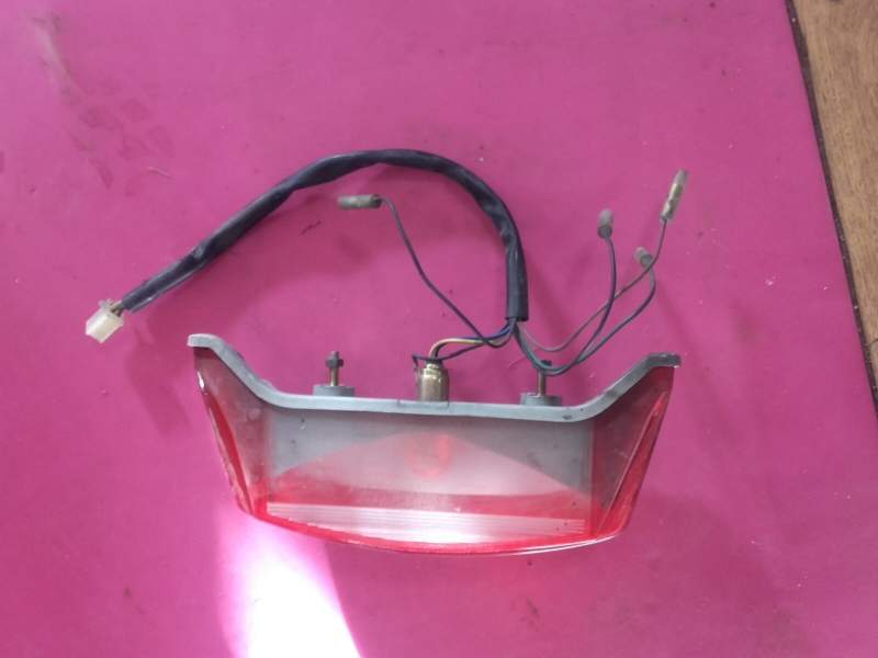 feu arriere Yamaha 600 XJ Diversion rj01 — photo 2/3