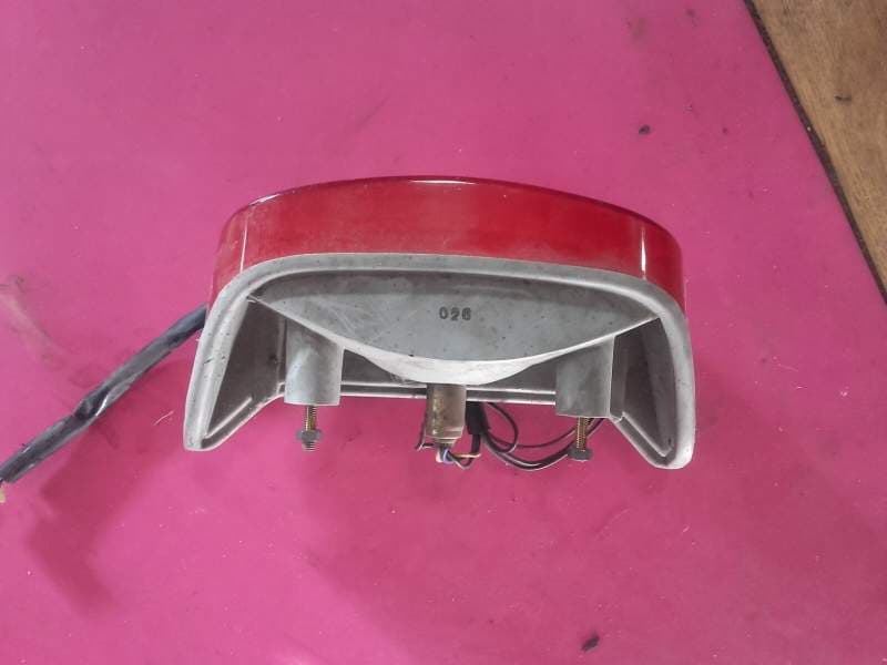 feu arriere Yamaha 600 XJ Diversion rj01 — photo 3/3