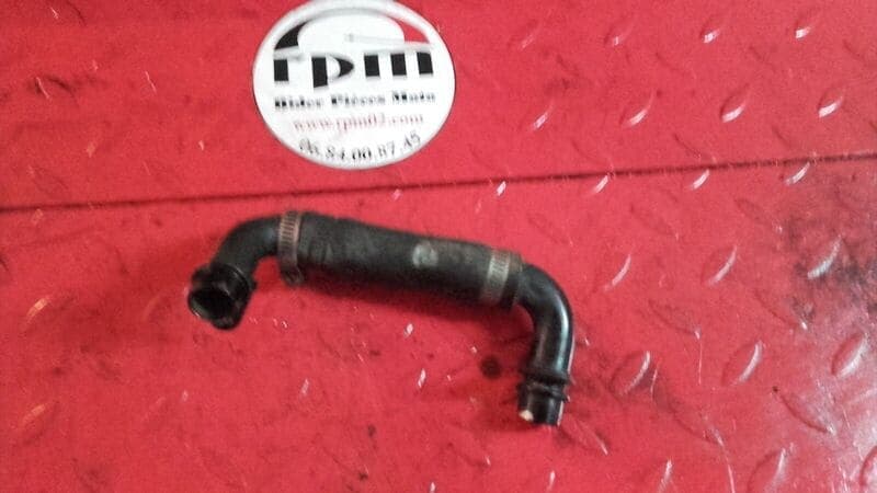 Durite Tube d’eau culasse avant Honda 125 XLV Varadero JC32 — photo 1/1