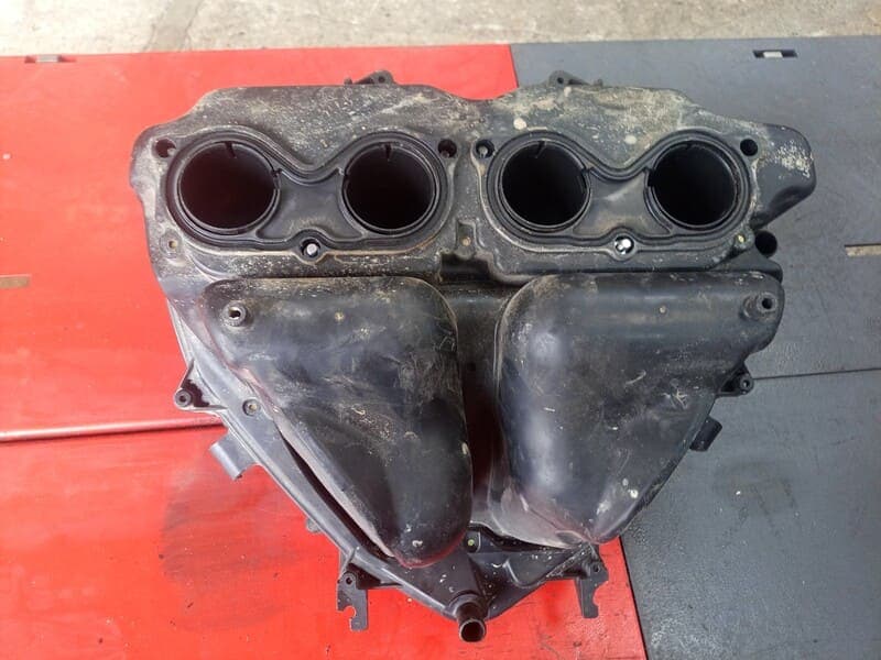 Boite a air Honda 600 CBR 05-06 pc37 — photo 1/3