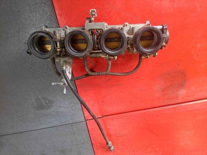 rampe d’injection Honda 600 CBR 05-06 pc37 — photo 6/6