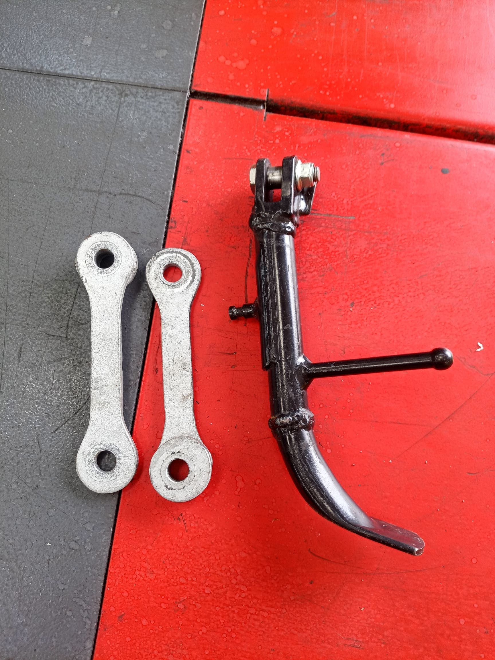 kit rabaissement biellettes de suspension et béquille Suzuki 750 GSR 07-16 — photo 1/1