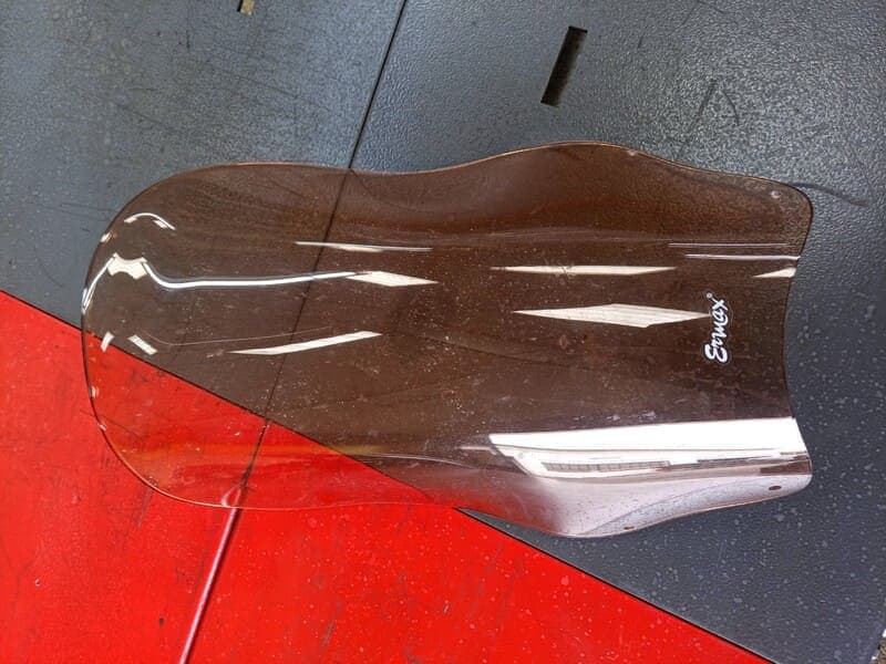 bulle haute Yamaha 1200 Vmax — photo 1/2