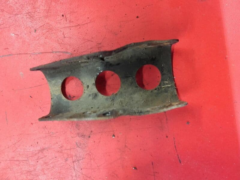 Support moteur Honda 250 CB N 78-84 — photo 2/3