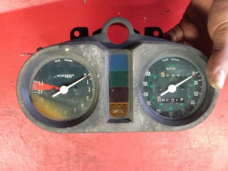 Tableau de bord Honda 250 CBN 78-84 — photo 1/3