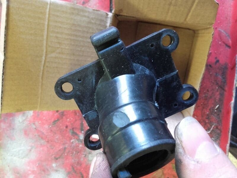 pipe d’admission DTR TZR 50 Yamaha — photo 2/3