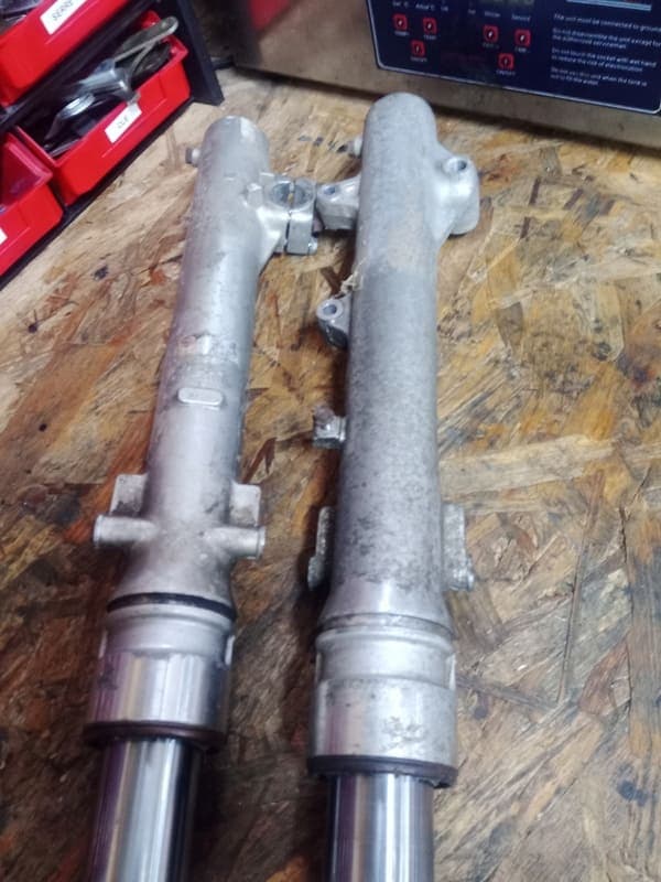 Tubes batons de fourche Honda 600 XLV Transalp 1992 — photo 3/3