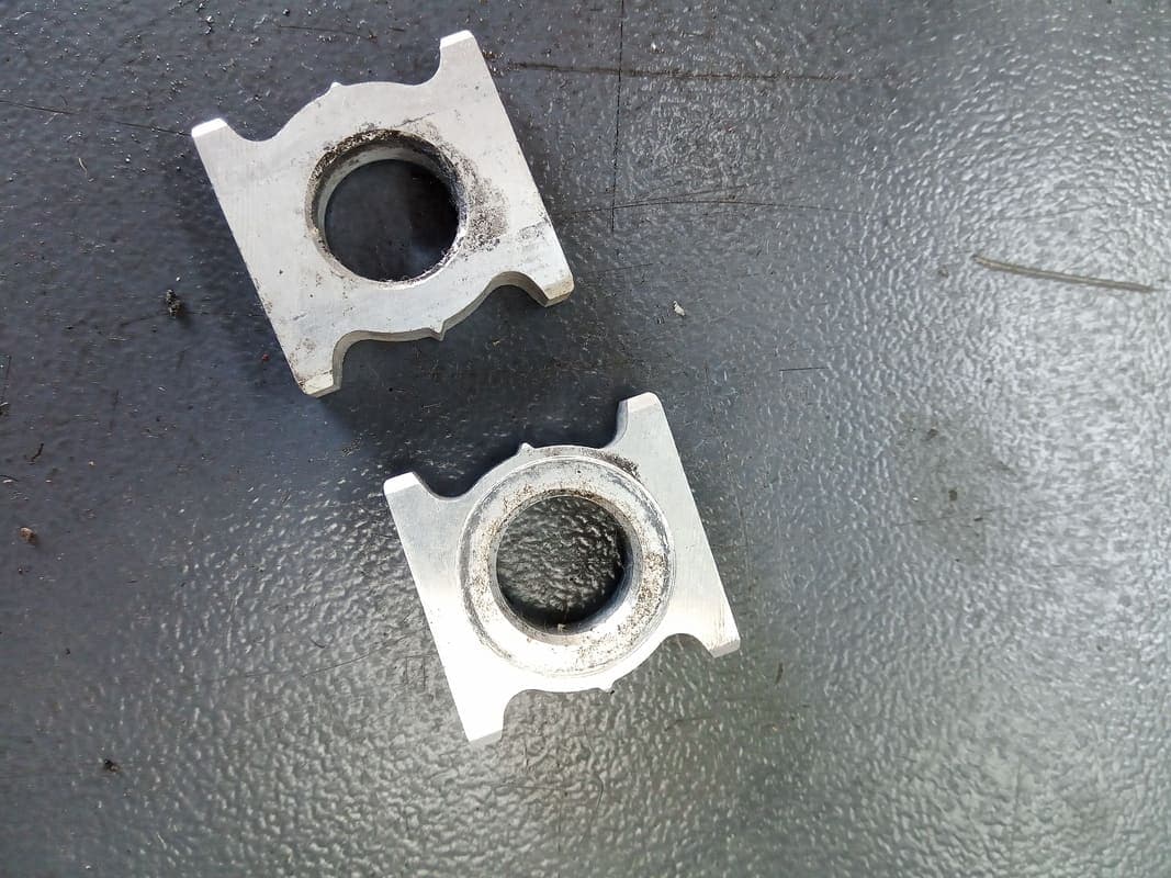 Tendeurs de chaine Honda CB650F CB 650 F 14-16 — photo 1/1