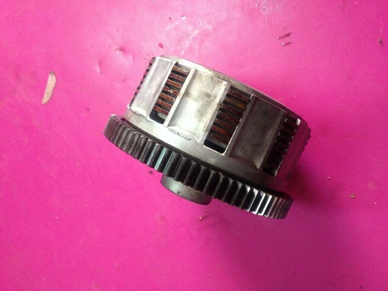 Embrayage complet Honda 400 CB N — photo 3/3