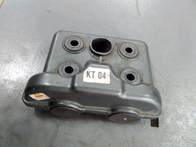 cache culbuteurs, couvre culasse KTM RC 125 04-20 — photo 1/2