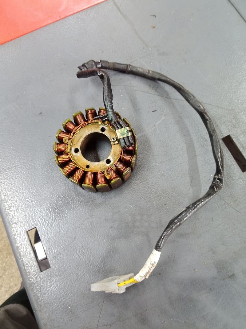 stator d’allumage KTM RC 125 04-20 — photo 1/2