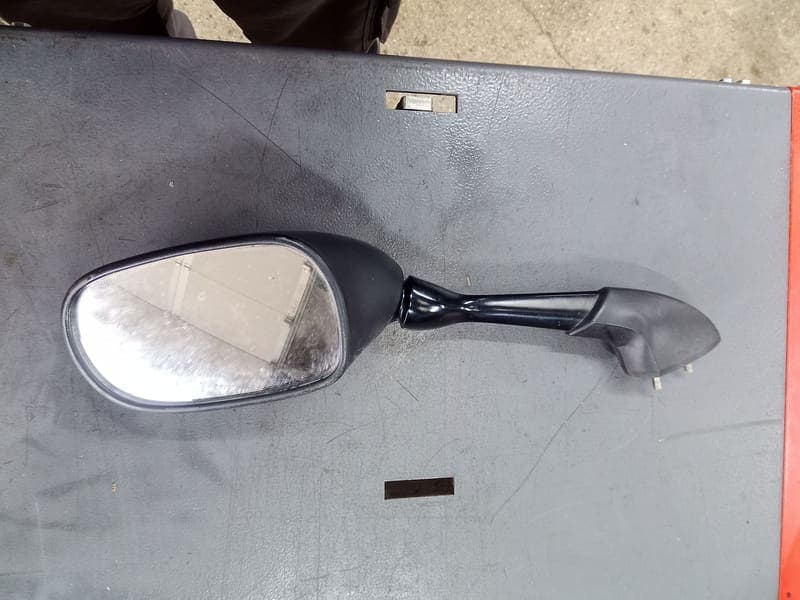 Rétroviseur gauche Yamaha FZS 1000 Fazer 2003 — photo 1/2