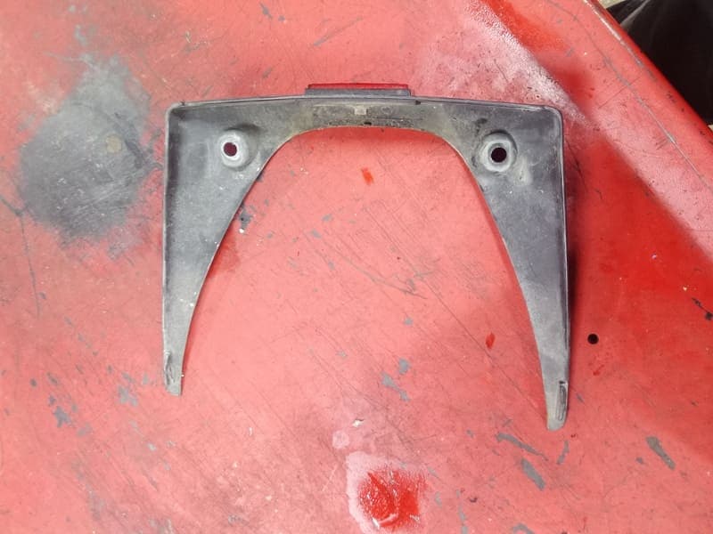 carénage coque arrière catadioptre Suzuki 750 GSXF Gr78a — photo 2/3