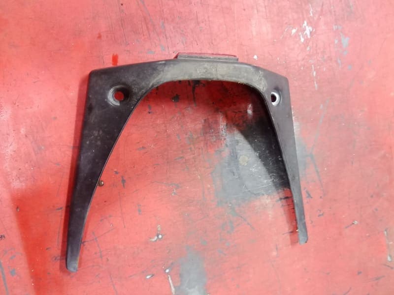 carénage coque arrière catadioptre Suzuki 750 GSXF Gr78a — photo 3/3