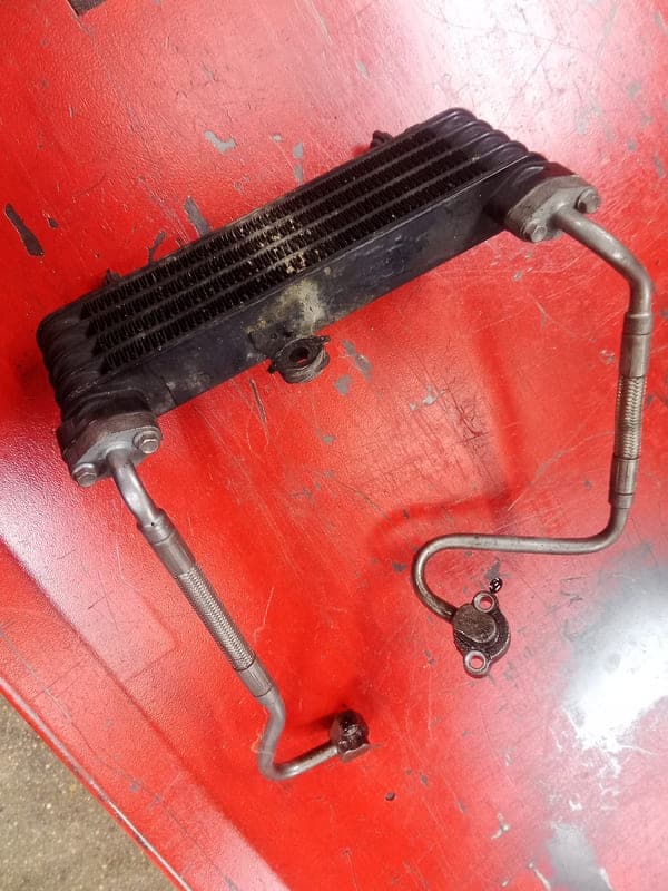 radiateur d’huile avec durites Triumph 1050 Speed triple 2015 — photo 1/2