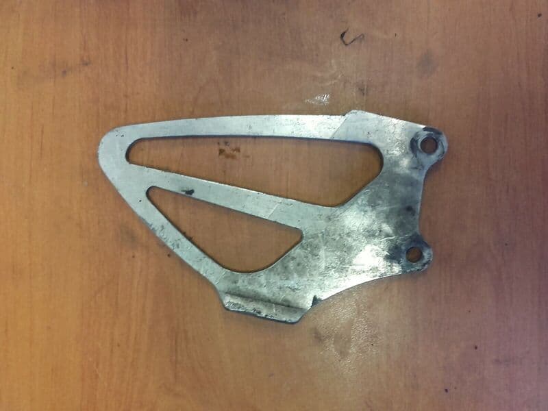 Platine de cale pied gauche Honda 600 CBR FS pc35 — photo 2/2