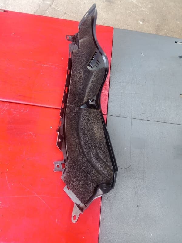 intérieur de carénage gauche Suzuki 1300 1340 Hayabusa 08-15 — photo 2/2