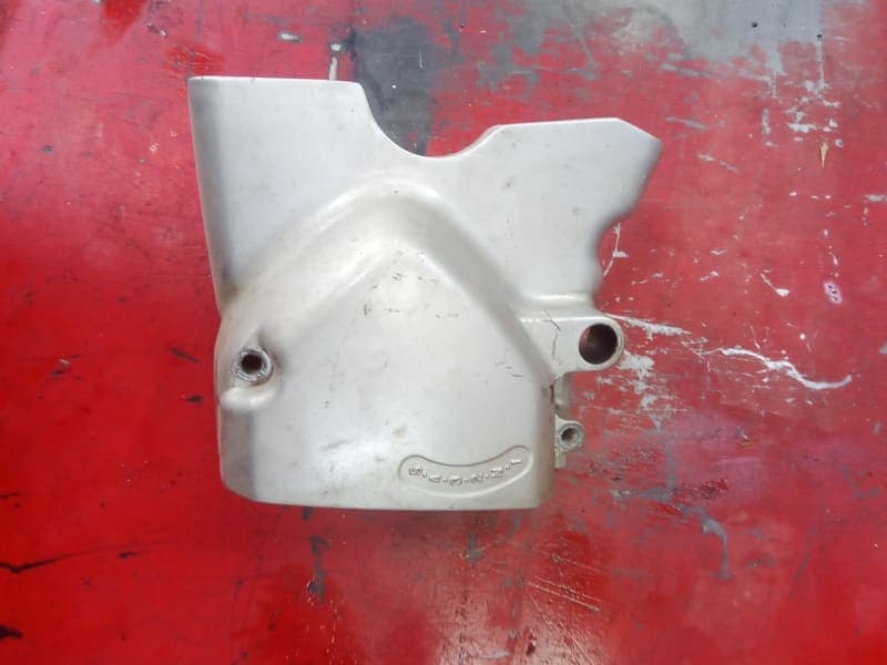 carter pignon de sortie de boite Honda CM 125 Custom JC05 — photo 1/2