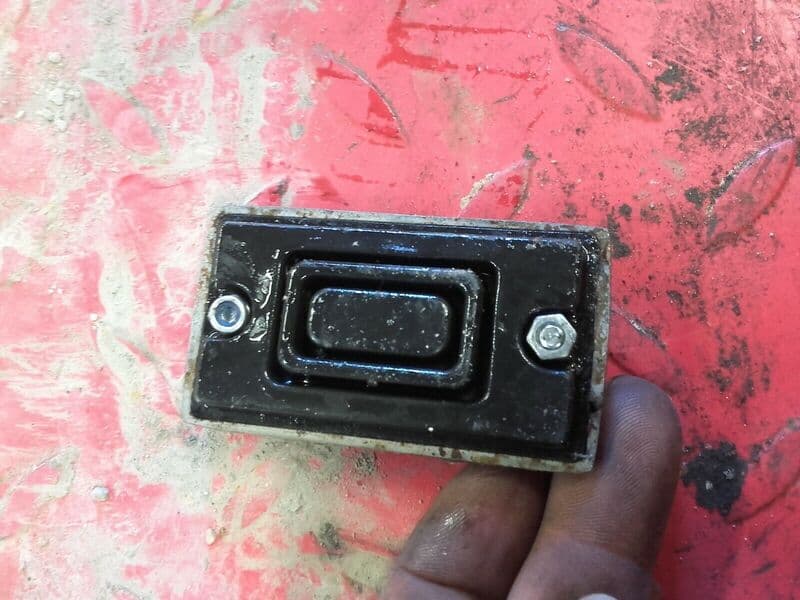 Couvercle de maitre cylindre frein avant Honda 600 VT C Shadow pc21 — photo 2/2