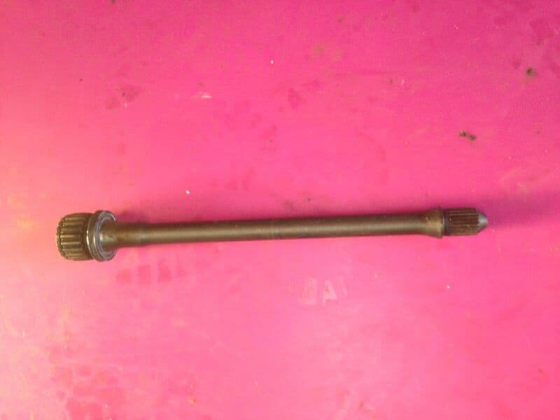 Arbre de transmission cardan Honda 650 NTV Revere rc33 — photo 1/1