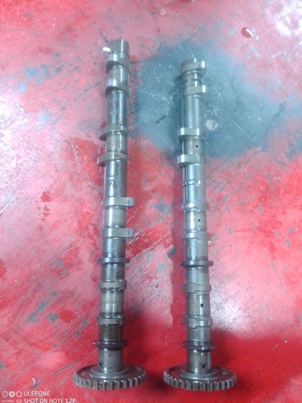 arbres a cames Suzuki 600 GSXR K4 K5 — photo 2/2