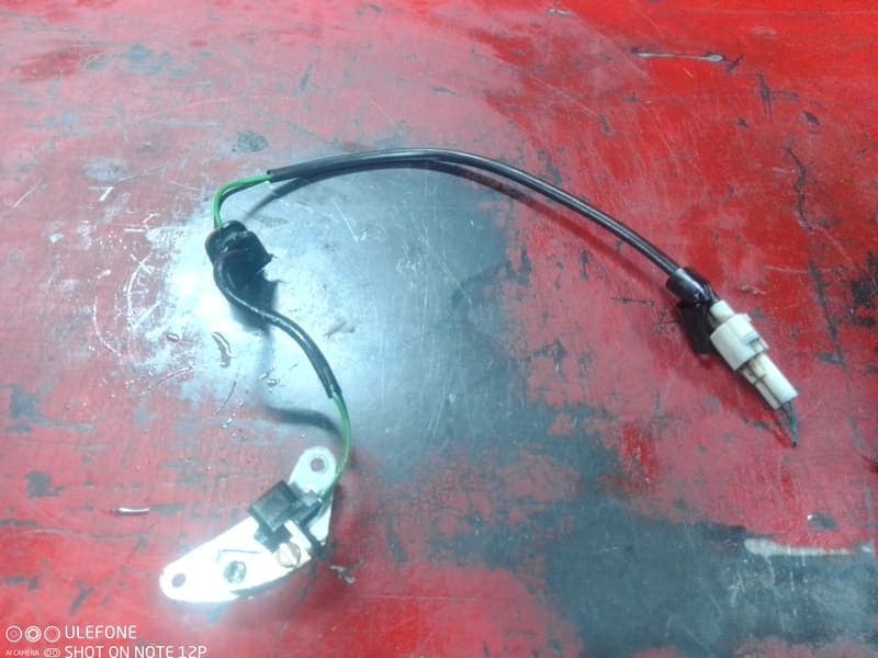 capteur allumage Suzuki 600 GSXR K4 K5 — photo 1/1