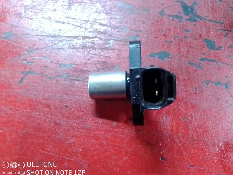 capteur d’arbre à cames Suzuki 600 GSXR K4 K5 — photo 1/2