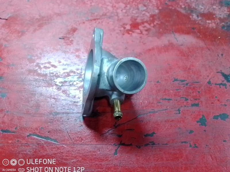 couvercle carter de calorstat Suzuki 600 GSXR K4 K5 — photo 2/2