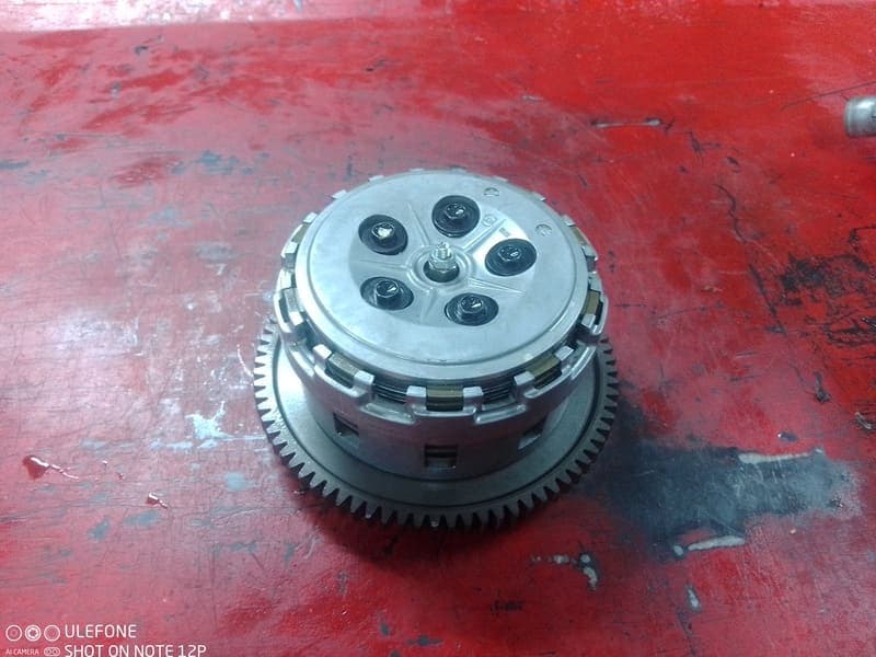 Embrayage complet, Cloche, noix, plateau, disques Suzuki 600 GSXR K4 K5 — photo 1/2